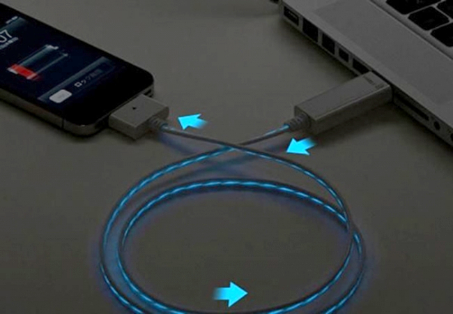 Universal USB Charge & Sync Cable